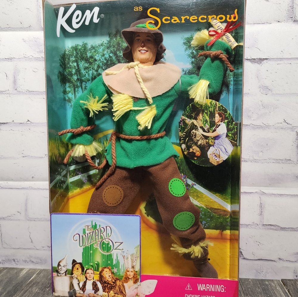 Barbie Collectibles The Wizard of Oz Ken as Scarecrow Mattel 1999 Damaged Box